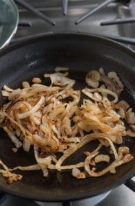 Caramelized Onion Hummus - EASY GOOD IDEAS