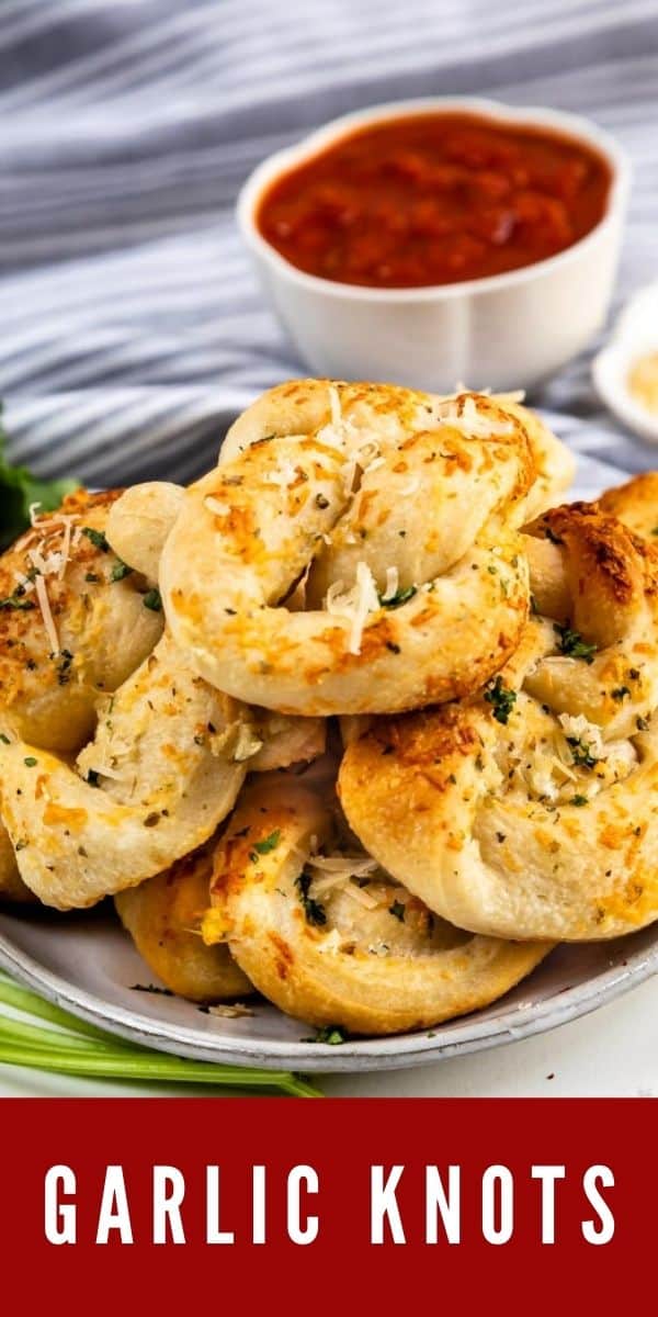 Quick and Easy Garlic Knots - EASY GOOD IDEAS