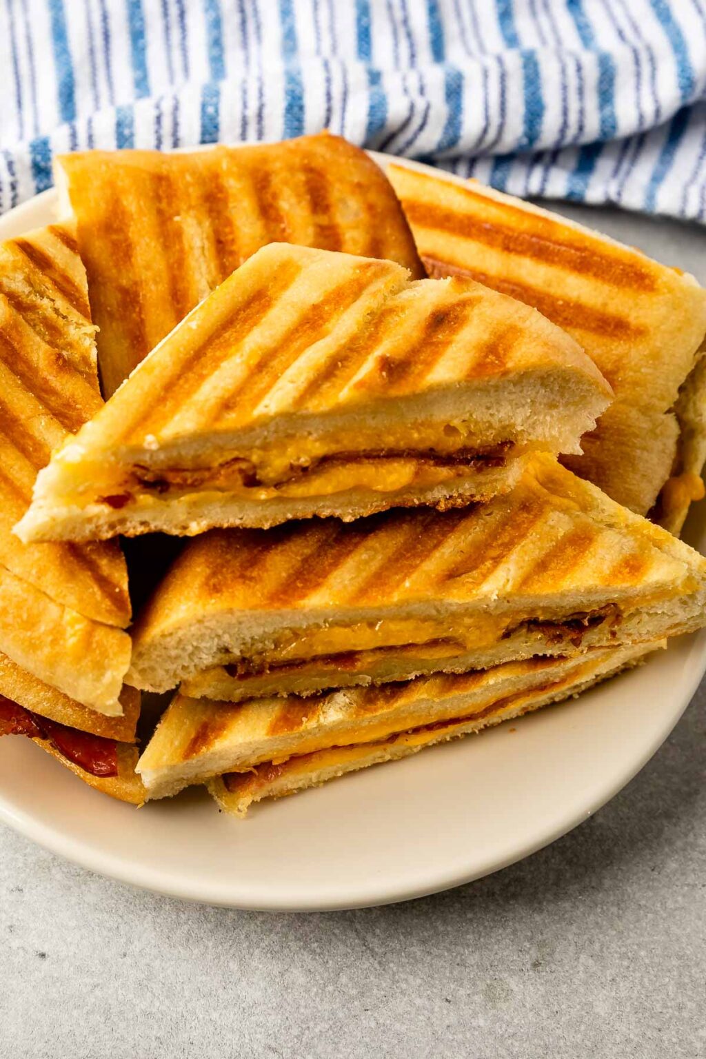 Bacon Cheddar Panini - EASY GOOD IDEAS