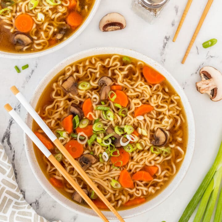 Vegetable Ramen Soup - EASY GOOD IDEAS